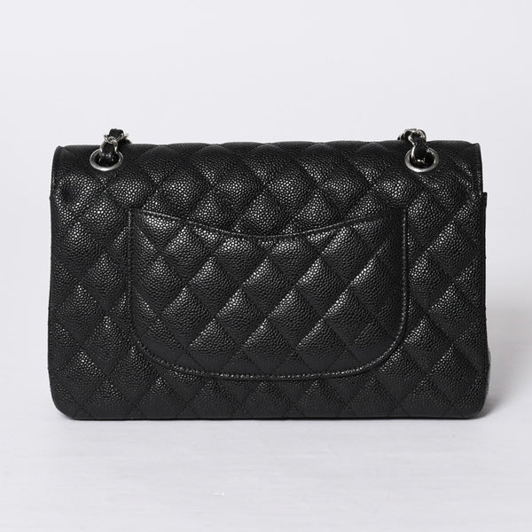 新品同様 CHANEL シャネル マトラッセ25 Wフラップ Wチェーンショルダーバッグ AO1112 27番台 キャビアスキン シルバー金具 中古 4a001063