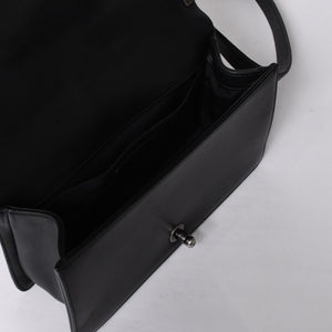 Very Good Condition CHANEL Boy Chanel Shoulder Bag Lambskin No. 22 Black Silver Hardware Used 4a000908