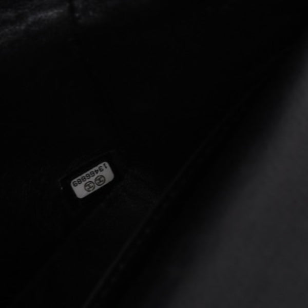 新品同様 CHANEL シャネル マトラッセ25 Wフラップ Wチェーンショルダーバッグ AO1112 13番台 キャビアスキン ゴールド金具 中古 4a001060
