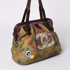 極美品 CHANEL シャネル エンブロイダリー グラフィティ がま口 ハンドバッグ カーキ 20番台 A92791 アンティークシルバー金具 中古 4a001082