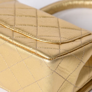 Very good condition CHANEL CHANEL Matelasse parent-child bag mini 2nd series bag gold gold hardware used 4a000926