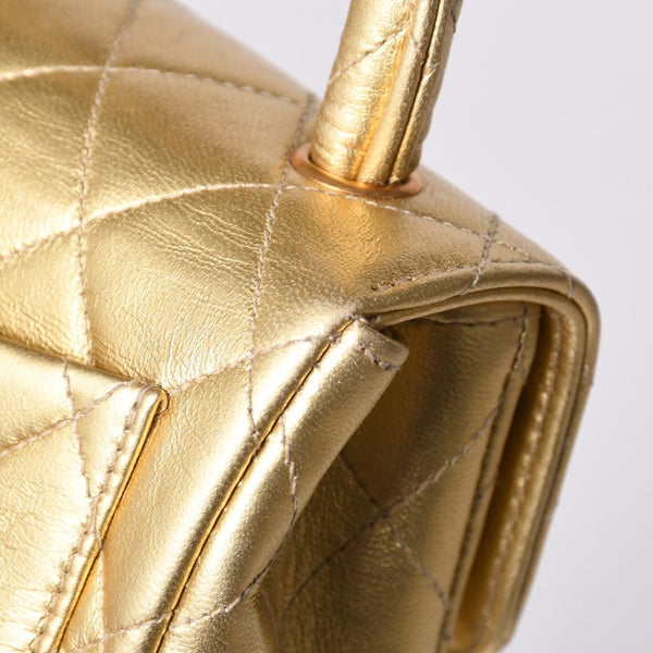 Very good condition CHANEL CHANEL Matelasse parent-child bag mini 2nd series bag gold gold hardware used 4a000926