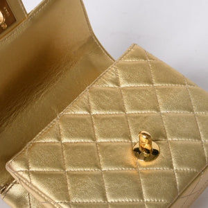 Very good condition CHANEL CHANEL Matelasse parent-child bag mini 2nd series bag gold gold hardware used 4a000926