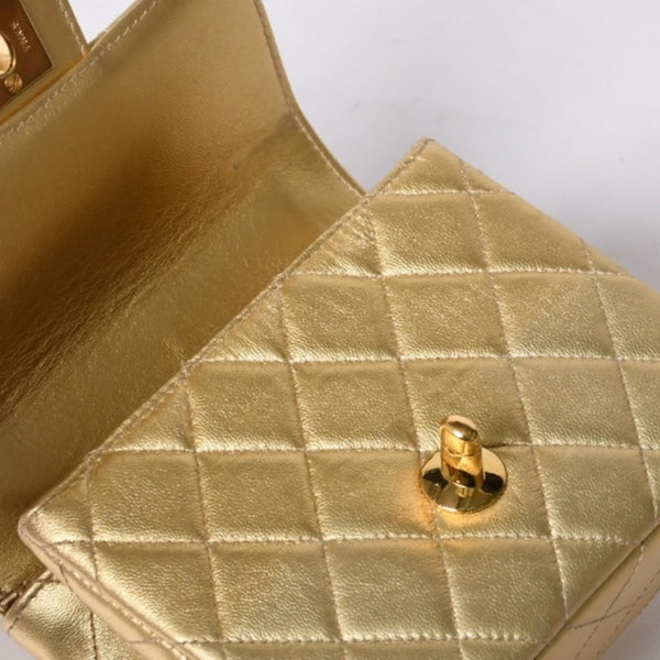 Very good condition CHANEL CHANEL Matelasse parent-child bag mini 2nd series bag gold gold hardware used 4a000926
