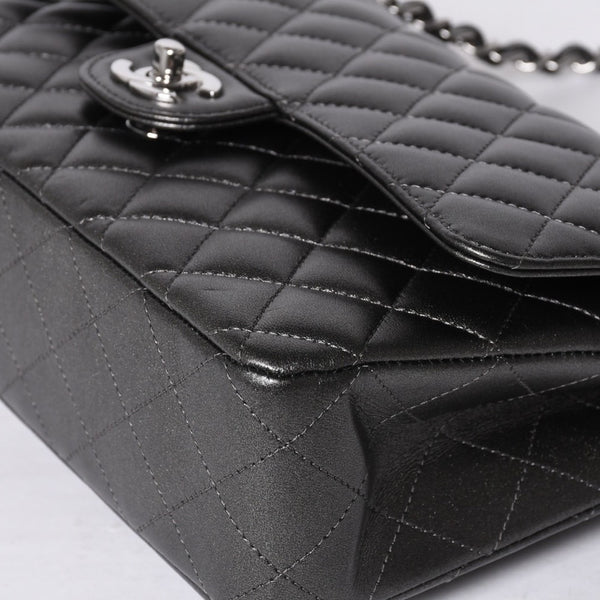 新品同様 CHANEL シャネル マトラッセ25 Wフラップ Wチェーンショルダーバッグ シャイングレー ランダム ラムスキン シルバー金具 中古 4a001064