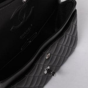 新品同様 CHANEL シャネル マトラッセ25 Wフラップ Wチェーンショルダーバッグ シャイングレー ランダム ラムスキン シルバー金具 中古 4a001064