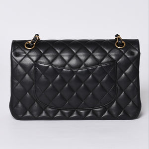 極美品 CHANEL シャネル マトラッセ25 Wフラップ Wチェーンショルダーバッグ A01112 20番台 ラムスキン ココマーク ブラック ゴールド 中古 4a001272