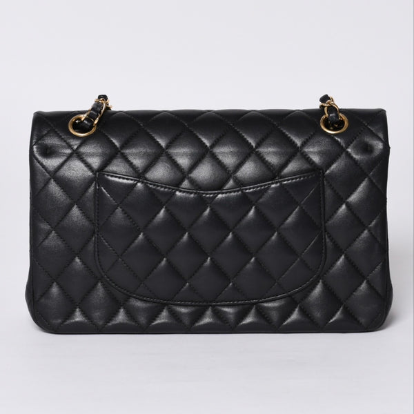 極美品 CHANEL シャネル マトラッセ25 Wフラップ Wチェーンショルダーバッグ A01112 20番台 ラムスキン ココマーク ブラック ゴールド 中古 4a001272