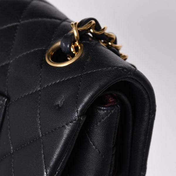 極美品 CHANEL シャネル マトラッセ25 Wフラップ Wチェーンショルダーバッグ A01112 20番台 ラムスキン ココマーク ブラック ゴールド 中古 4a001272