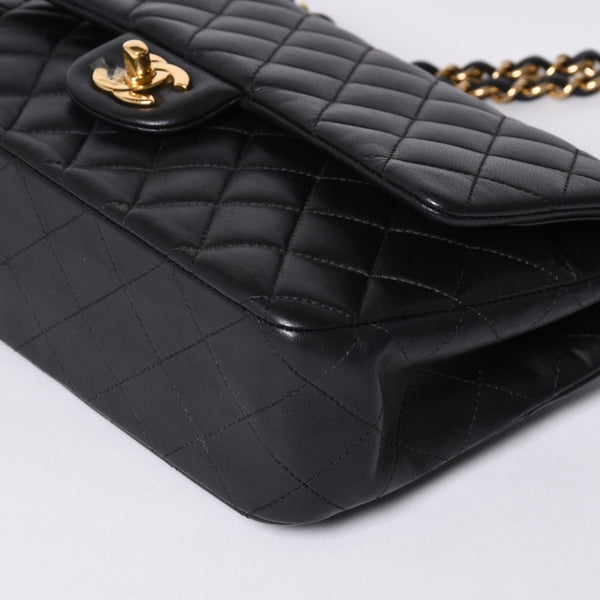 極美品 CHANEL シャネル マトラッセ25 Wフラップ Wチェーンショルダーバッグ A01112 20番台 ラムスキン ココマーク ブラック ゴールド 中古 4a001272