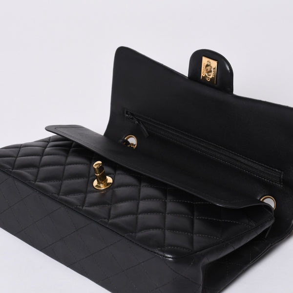 極美品 CHANEL シャネル マトラッセ25 Wフラップ Wチェーンショルダーバッグ A01112 20番台 ラムスキン ココマーク ブラック ゴールド 中古 4a001272