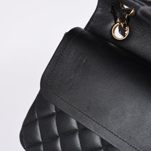 画像をギャラリービューアに読み込む, 極美品 CHANEL シャネル マトラッセ25 Wフラップ Wチェーンショルダーバッグ A01112 20番台 ラムスキン ココマーク ブラック ゴールド 中古 4a001272