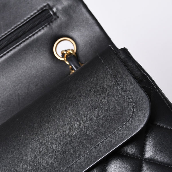 極美品 CHANEL シャネル マトラッセ25 Wフラップ Wチェーンショルダーバッグ A01112 20番台 ラムスキン ココマーク ブラック ゴールド 中古 4a001272