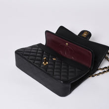 画像をギャラリービューアに読み込む, 極美品 CHANEL シャネル マトラッセ25 Wフラップ Wチェーンショルダーバッグ A01112 20番台 ラムスキン ココマーク ブラック ゴールド 中古 4a001272