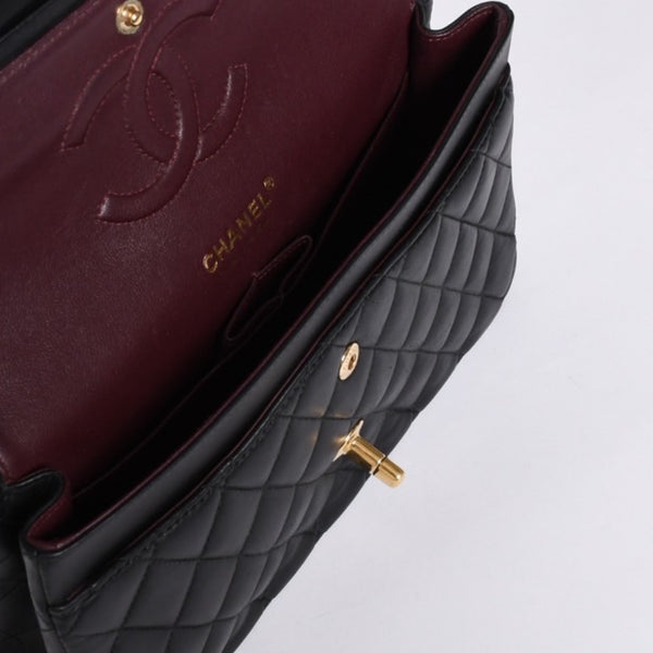 極美品 CHANEL シャネル マトラッセ25 Wフラップ Wチェーンショルダーバッグ A01112 20番台 ラムスキン ココマーク ブラック ゴールド 中古 4a001272