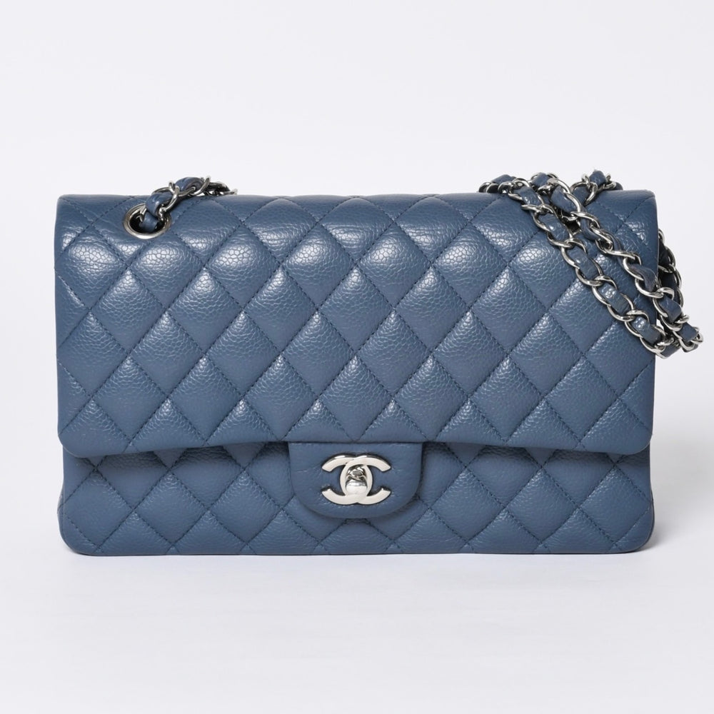 極美品 CHANEL シャネル マトラッセ25 Wフラップ Wチェーンショルダーバッグ AO1112 ブルー系 20番台 キャビアスキン シルバー金具 中古 4a001275