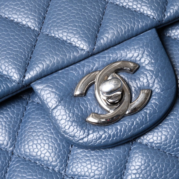 極美品 CHANEL シャネル マトラッセ25 Wフラップ Wチェーンショルダーバッグ AO1112 ブルー系 20番台 キャビアスキン シルバー金具 中古 4a001275