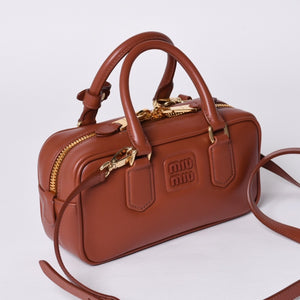 新品未使用 MIU MIU ミュウミュウ ハンドバッグ 2WAY 5BB142 ACR3 アルカディ レギュラー カーフスキン ブラウン 中古 4a000987