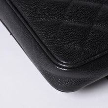 画像をギャラリービューアに読み込む, CHANEL シャネル Sフラップ Sチェーンショルダーバッグ 2番台 ココマーク キャビアスキン ブラック ゴールド金具 美品 中古 4a000931