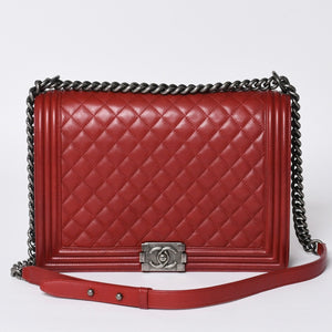 Very Good Condition CHANEL Boy Chanel Large Chain Shoulder Bag A67087 18th Series Coco Mark Lambskin Red Used 4a000909