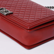 画像をギャラリービューアに読み込む, 極美品 CHANEL シャネル ボーイシャネル ラージ チェーンショルダーバッグ A67087 18番台 ココマーク ラムスキン レッド 中古 4a000909