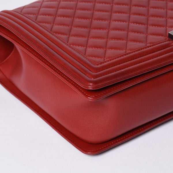 Very Good Condition CHANEL Boy Chanel Large Chain Shoulder Bag A67087 18th Series Coco Mark Lambskin Red Used 4a000909