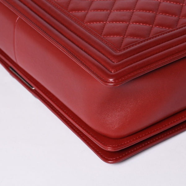 Very Good Condition CHANEL Boy Chanel Large Chain Shoulder Bag A67087 18th Series Coco Mark Lambskin Red Used 4a000909
