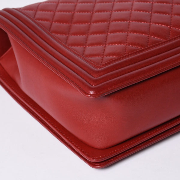 Very Good Condition CHANEL Boy Chanel Large Chain Shoulder Bag A67087 18th Series Coco Mark Lambskin Red Used 4a000909