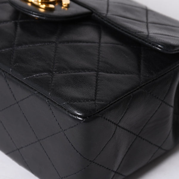 Very Good Condition CHANEL Mini Matelasse 17 S Flap S Chain Shoulder Bag No. 2 Coco Mark Lambskin Black Used 4a000934