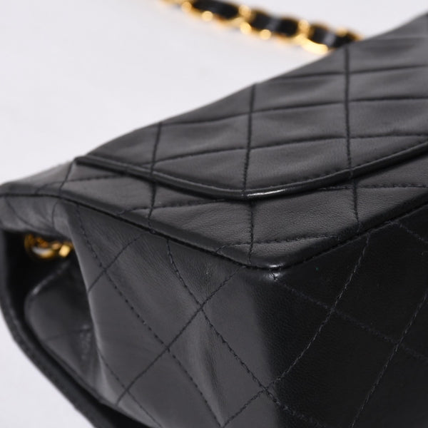 Very Good Condition CHANEL Mini Matelasse 17 S Flap S Chain Shoulder Bag No. 2 Coco Mark Lambskin Black Used 4a000934