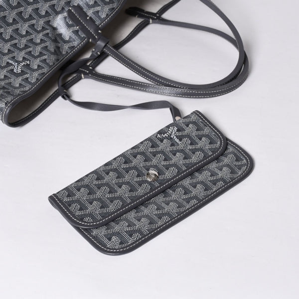 新品同様 GOYARD ゴヤール サンルイPM バッグ トートバッグ STLOUIPMLTY01CL01P グレー PVC レザー 中古 4a000881