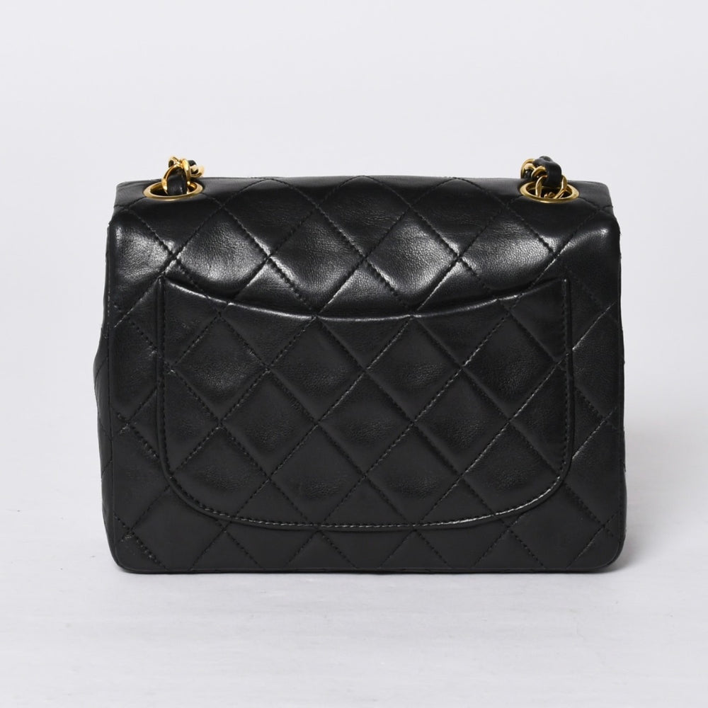 極美品 CHANEL シャネル ミニマトラッセ17 Sフラップ Sチェーンショルダーバッグ 2番台 ココマーク ラムスキン ブラック 中古 4a000934