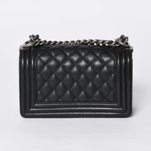 画像をギャラリービューアに読み込む, 極美品 CHANEL シャネル BOY CHANEL ボーイシャネル チェーンショルダーバッグ 29番台 ココマーク キャビアスキン ブラック 中古 4a000932