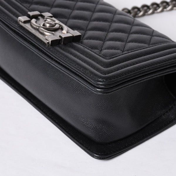 Very Good Condition CHANEL BOY CHANEL Boy Chanel Chain Shoulder Bag No. 29 Coco Mark Caviar Skin Black Used 4a000932