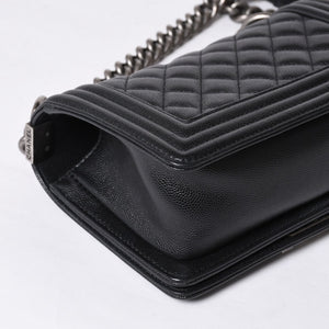 Very Good Condition CHANEL BOY CHANEL Boy Chanel Chain Shoulder Bag No. 29 Coco Mark Caviar Skin Black Used 4a000932