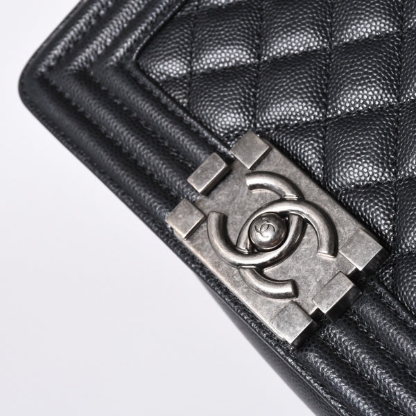 Very Good Condition CHANEL BOY CHANEL Boy Chanel Chain Shoulder Bag No. 29 Coco Mark Caviar Skin Black Used 4a000932