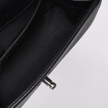 画像をギャラリービューアに読み込む, 極美品 CHANEL シャネル BOY CHANEL ボーイシャネル チェーンショルダーバッグ 29番台 ココマーク キャビアスキン ブラック 中古 4a000932