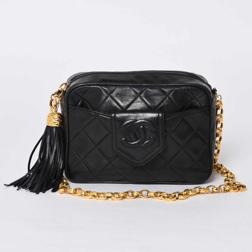 極美品 CHANEL シャネル チェーンショルダーバッグ 1番台 ココマーク ラムスキン キルティング フリンジ ブラック 中古 4a000929