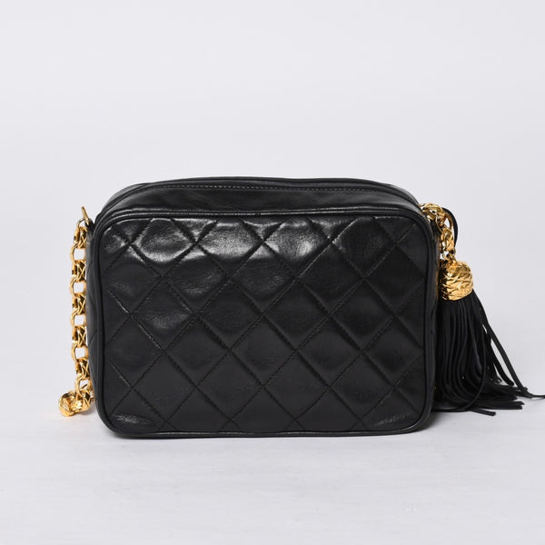 Very Good Condition CHANEL Chain Shoulder Bag No. 1 Coco Mark Lambskin Quilted Fringe Black Used 4a000929