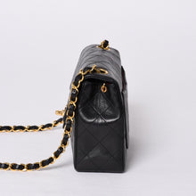 画像をギャラリービューアに読み込む, 極美品 CHANEL シャネル ミニマトラッセ17 Sフラップ Sチェーンショルダーバッグ 2番台 ココマーク ラムスキン ブラック 中古 4a000934