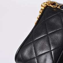画像をギャラリービューアに読み込む, 極美品 CHANEL シャネル チェーンショルダーバッグ 1番台 ココマーク ラムスキン キルティング フリンジ ブラック 中古 4a000929