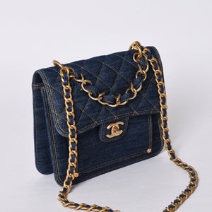 新品未使用 CHANEL シャネル チェーンショルダーバッグ AS3932 ランダム番台 ココマーク デニム インディゴブルー キルティング 中古 4a000989