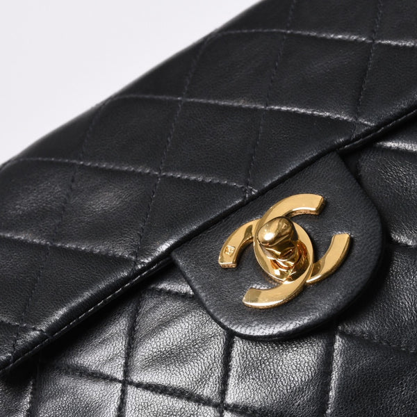 Very Good Condition CHANEL Mini Matelasse 17 S Flap S Chain Shoulder Bag No. 2 Coco Mark Lambskin Black Used 4a000934