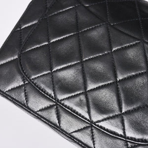 Very Good Condition CHANEL Mini Matelasse 17 S Flap S Chain Shoulder Bag No. 2 Coco Mark Lambskin Black Used 4a000934