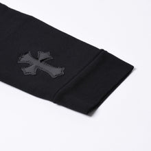 画像をギャラリービューアに読み込む, 新品未使用 CHROME HEARTS クロムハーツ セメタリークロスパッチ スウェットシャツ サイズM 17パッチ ハラコ パテント レザー 中古 4a001302