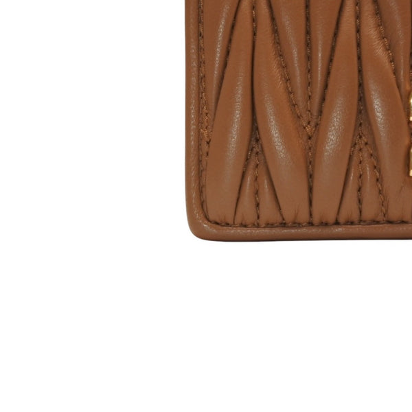 MIU MIU ミュウミュウ マテラッセ レザー カードケース キャメル ゴールド金具 レザー 美品 中古 4a000789