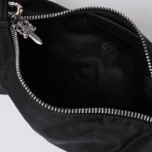 画像をギャラリービューアに読み込む, 新品未使用 CHROME HEARTS クロムハーツ ナイロンポーチ 新作 総柄 マルチロゴ ナイロン バッグ レザーパッチ 中古 4a001126