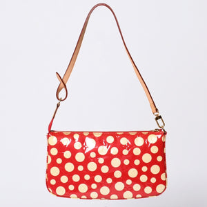 極美品 LOUIS VUITTON ルイヴィトン 草間彌生 ヴェルニ M91427 ドットインフィニティ ポシェットアクセソワール ブラック ホワイト 中古 4a001023