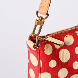 極美品 LOUIS VUITTON ルイヴィトン 草間彌生 ヴェルニ M91427 ドットインフィニティ ポシェットアクセソワール ブラック ホワイト 中古 4a001023