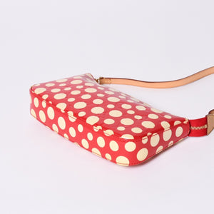 極美品 LOUIS VUITTON ルイヴィトン 草間彌生 ヴェルニ M91427 ドットインフィニティ ポシェットアクセソワール ブラック ホワイト 中古 4a001023